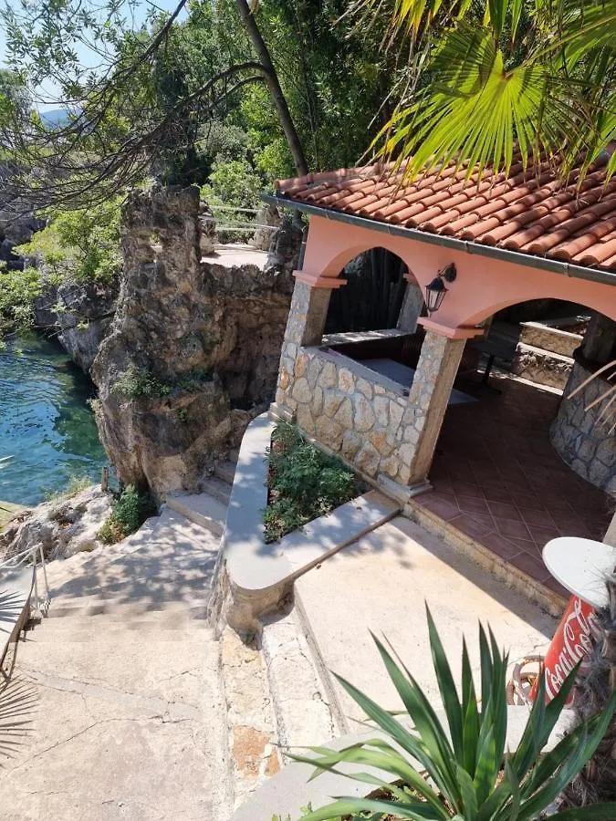 Villa Biser Moscenicka Draga Bed & Breakfast