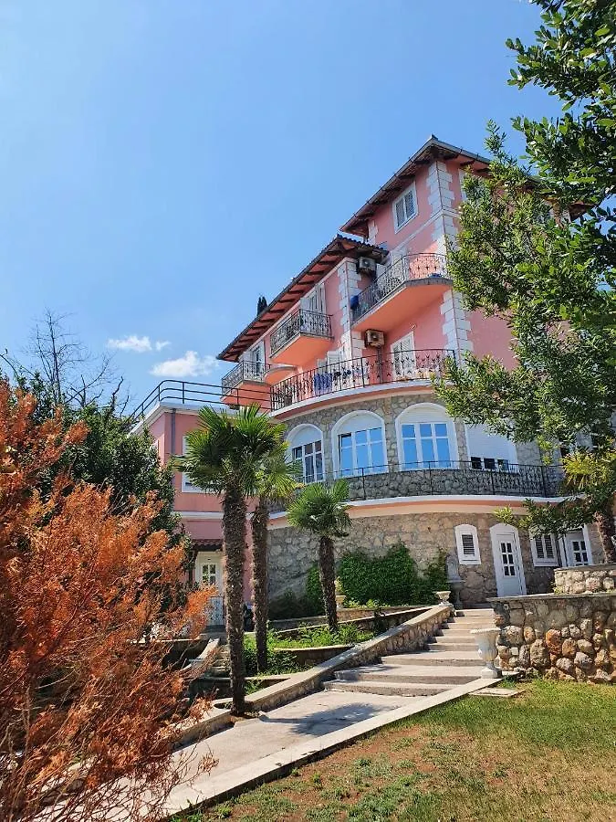 Villa Biser Mošćenička Draga Couette-café