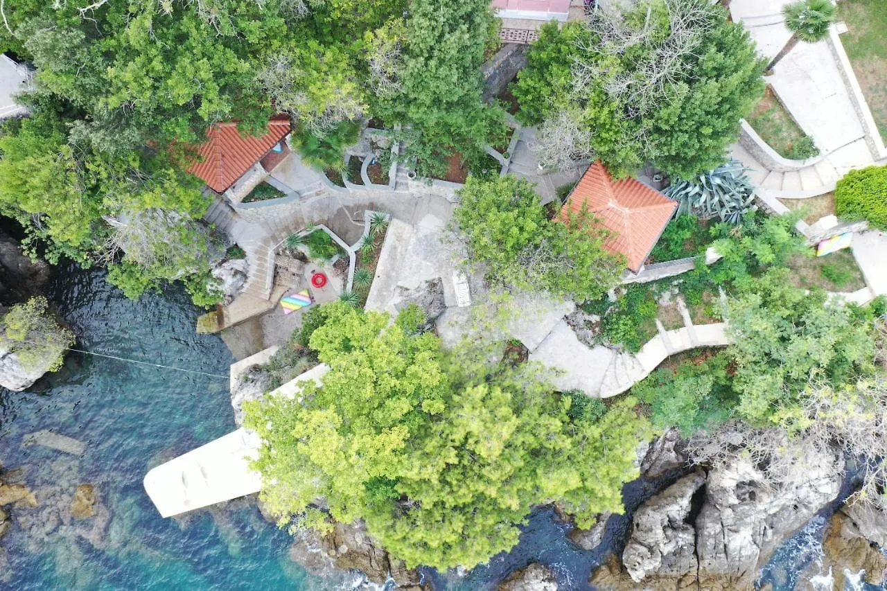 Villa Biser Mošćenička Draga Couette-café